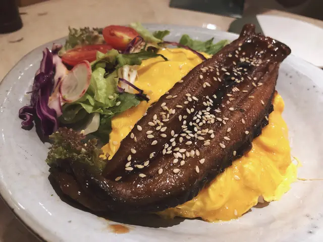 原條鰻魚滑蛋飯