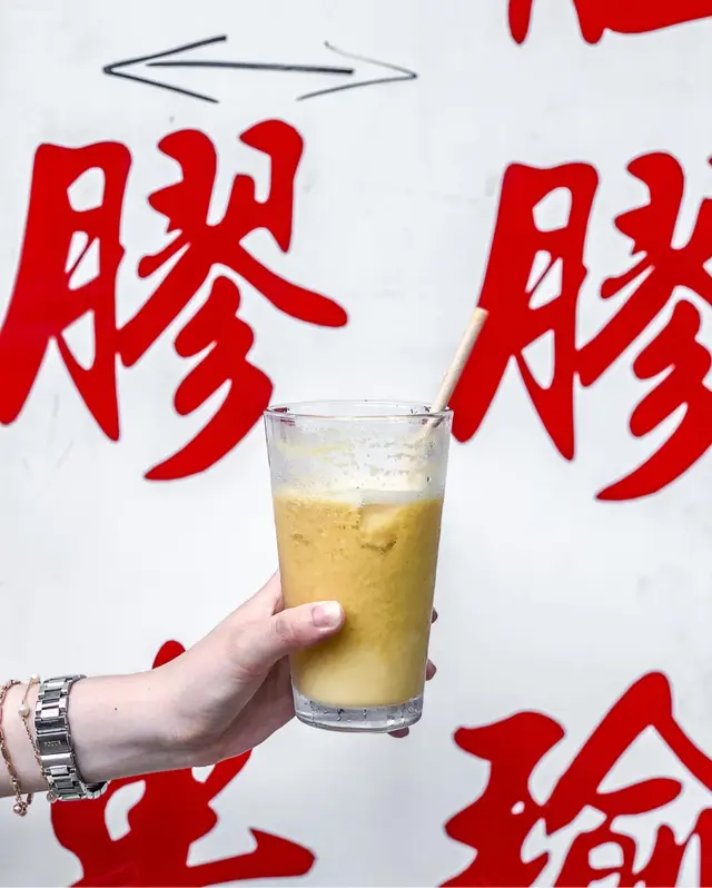 芒果雪梨菠蘿燕麥奶