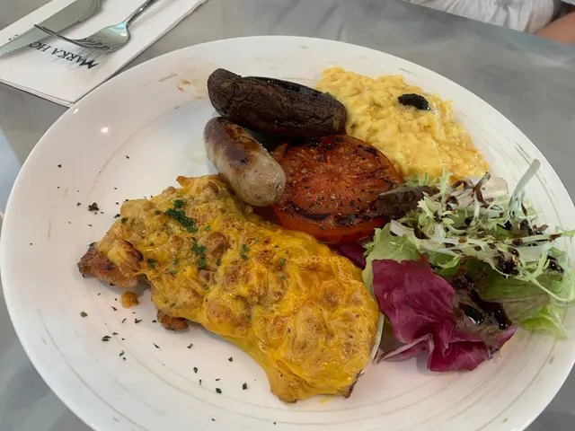 芝士烤雞全日早餐