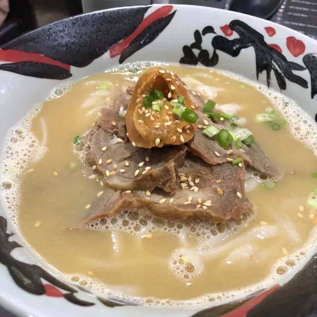 日式叉燒處理得好好,唔會太油膩又唔會鞋颯颯,個湯好好味