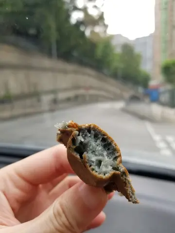 竹炭芝士鸡蛋仔