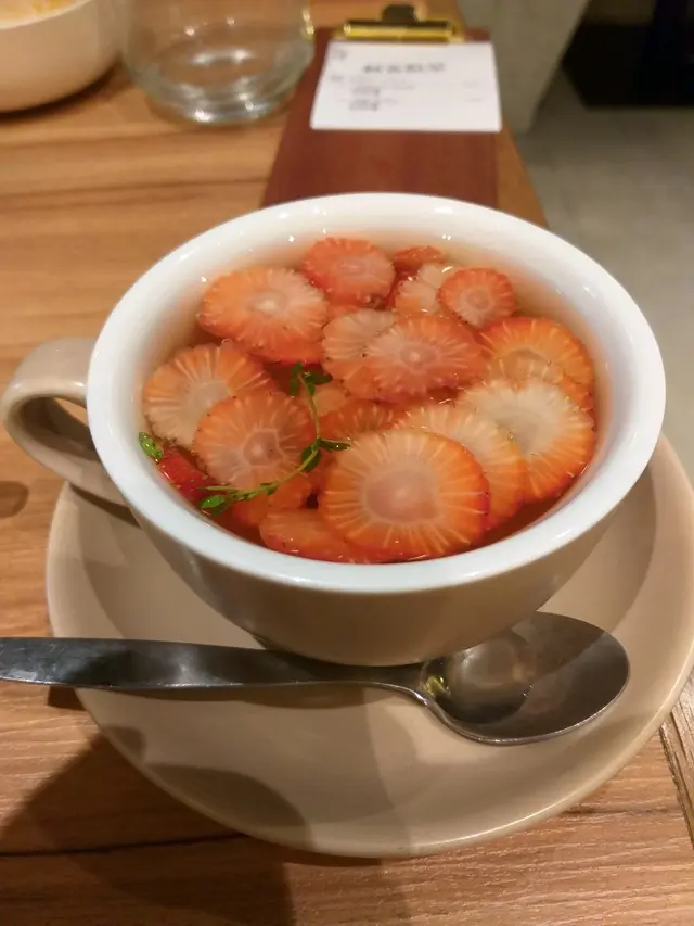 士多啤梨果茶