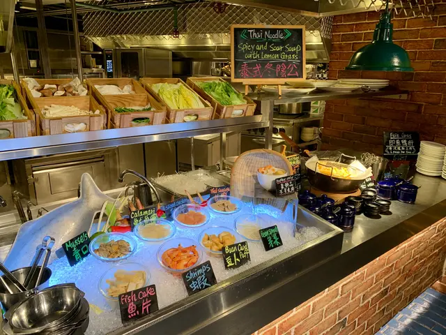 湯太淡，辣而不夠酸