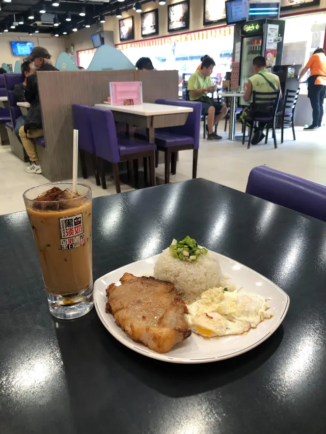 厚切蔥油豬扒蛋飯