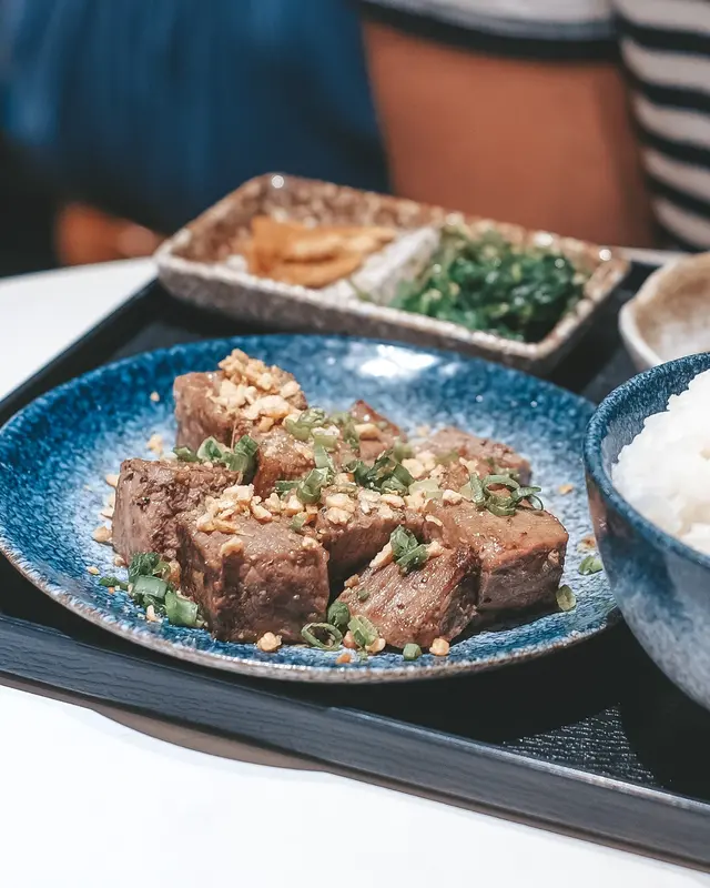 厚燒牛柳粒便當