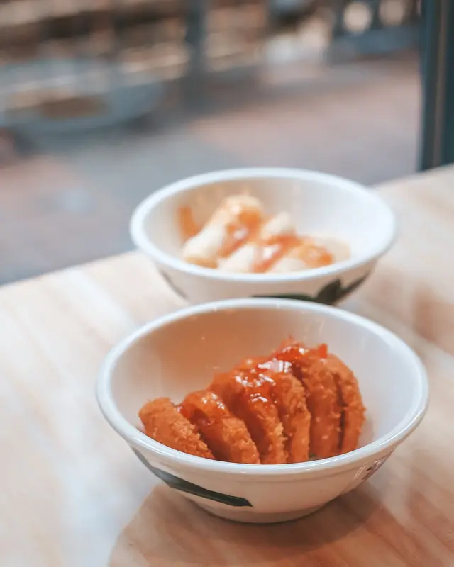 蝦餅 ＆ 素菜春卷