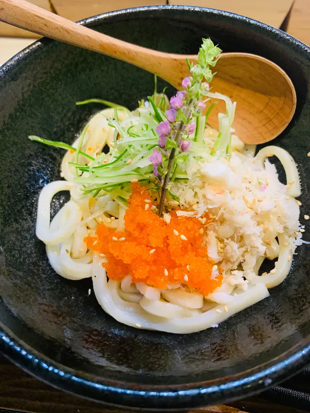 紫蘇花好香,配鳥東算幾清新