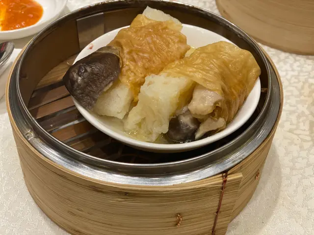 鰵肚滑雞扎