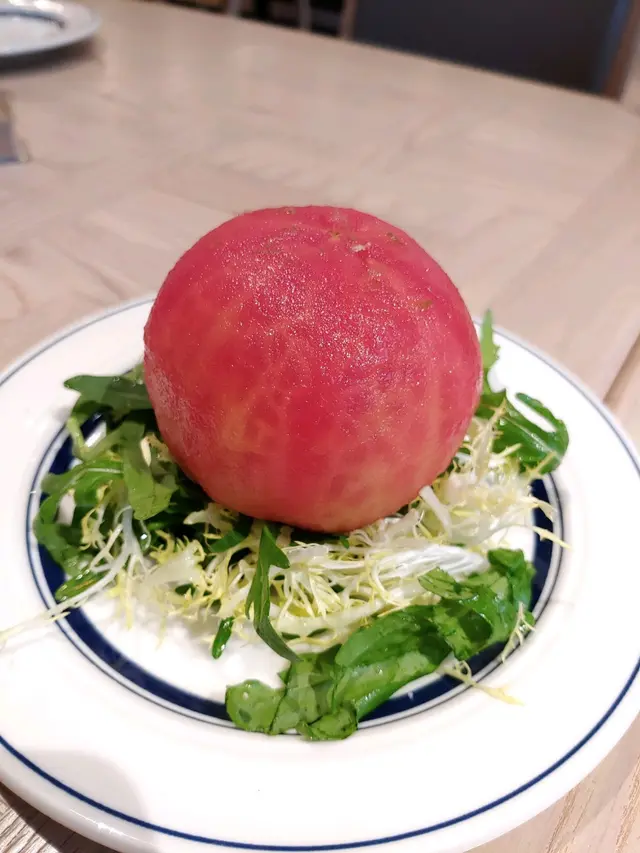 圓圓鮮蕃茄沙律