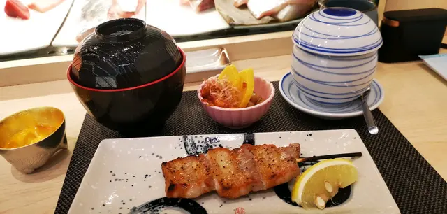 第一味就係黑毛豚肉串燒 , 燒得非常香口....絕對必叫小食!