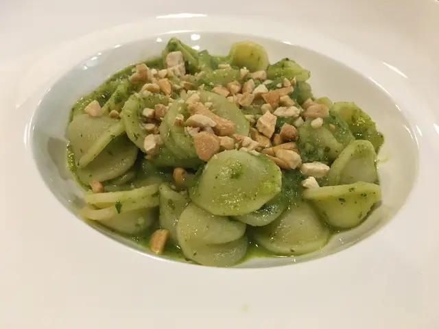 綠色全蔬腰果仁耳朵粉