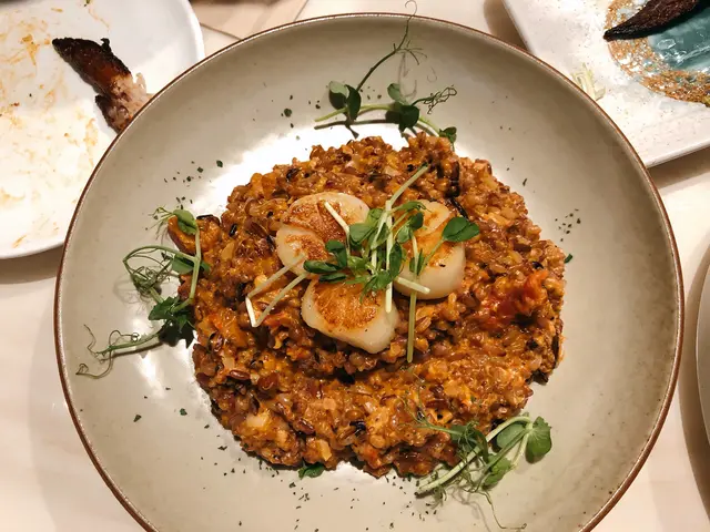 賣相靚食物普通價錢偏貴，不值得試，可以選擇更好的餐廳