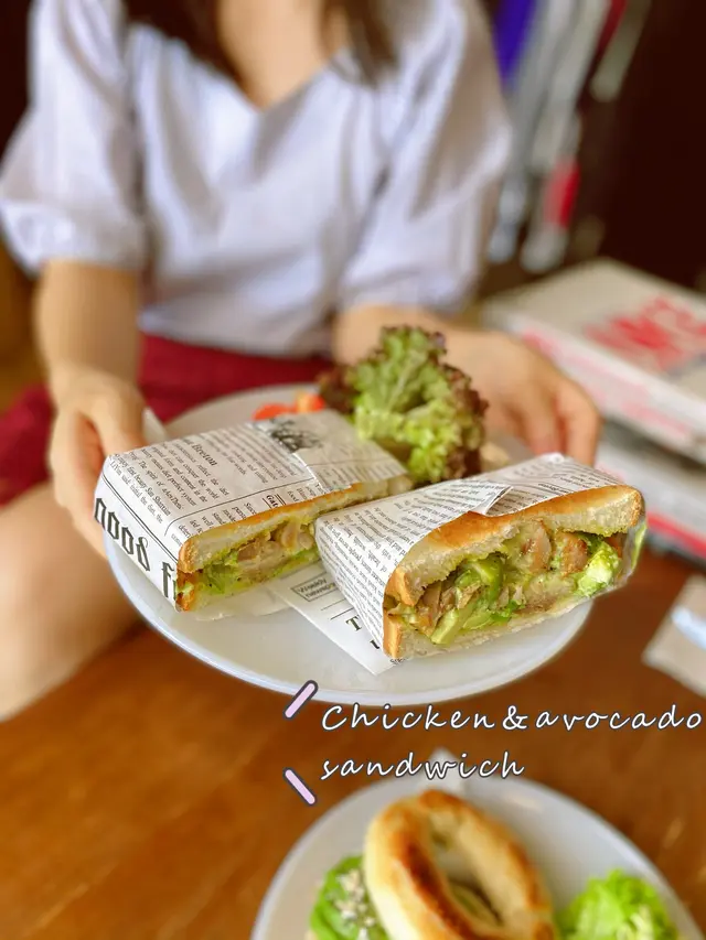 Chicken & avocado sandwich