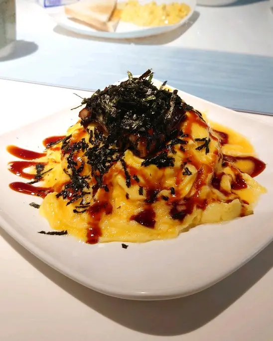 日式鰻魚滑蛋蓋飯