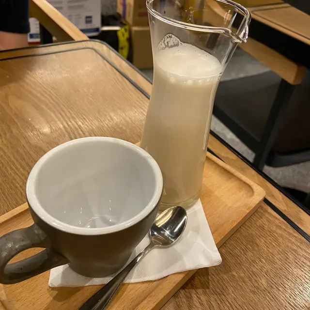 蜜糖伯爵茶鮮奶