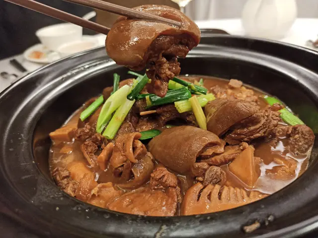 雙冬枝竹炆羊腩煲