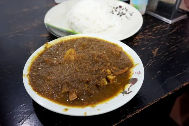 咖喱三寶飯