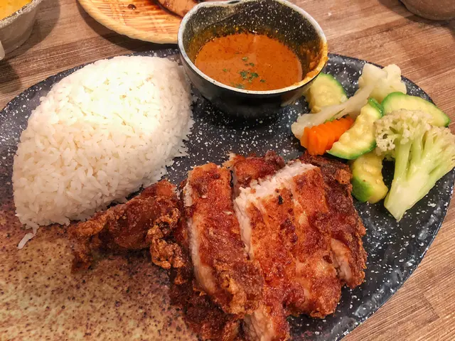 招牌厚切8安士咖哩豬扒飯