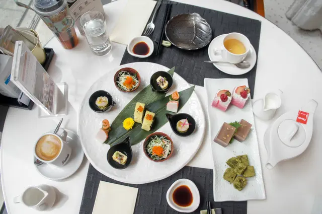 Leisure Tea Time (For Two)