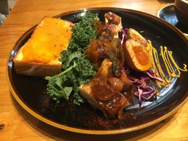 三杯雞.鐵觀音溏心蛋.南瓜吐司