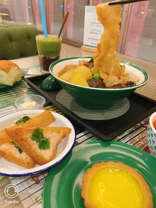 又長又厚既花膠