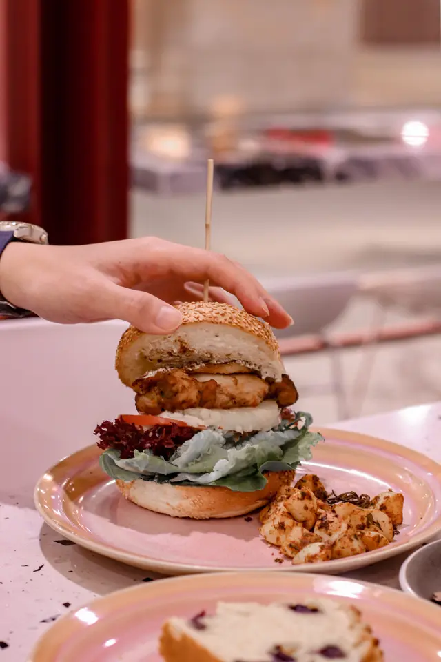 Chicken Pineapple Burger