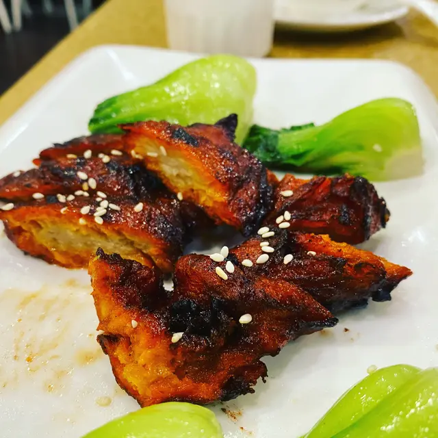 食到一半既叉燒(素)