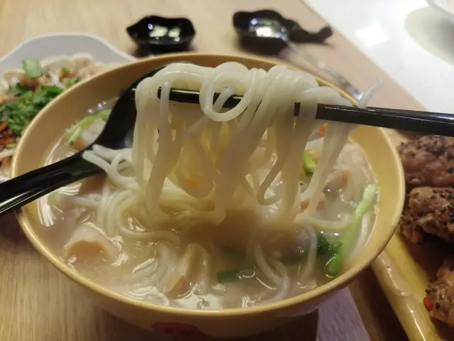 脆肉鯇木瓜魚湯米線