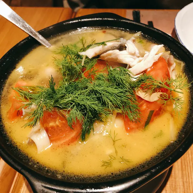 蕃茄刁草海爐魚湯