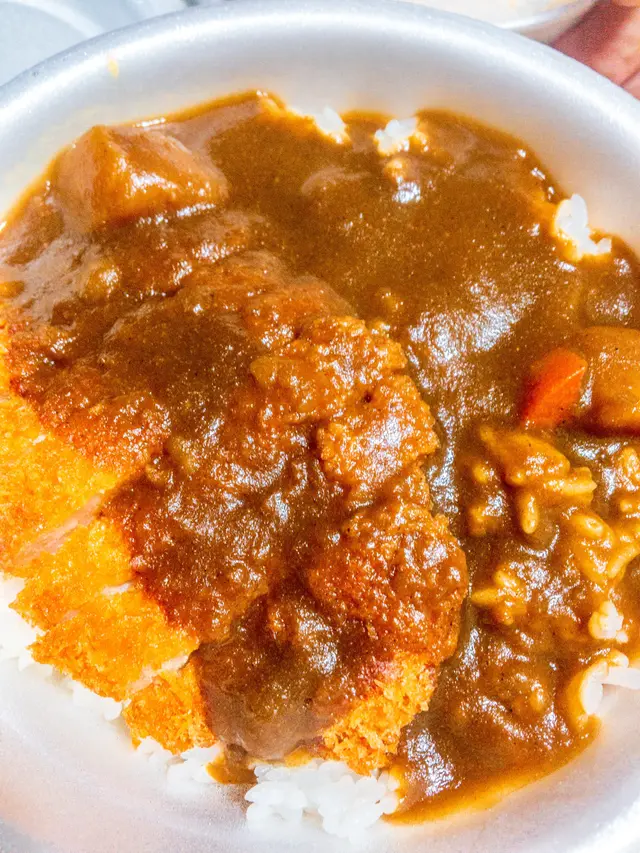 咖哩吉列豬扒飯