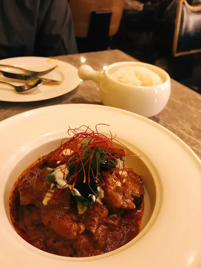 瑪莎曼咖哩和牛尾