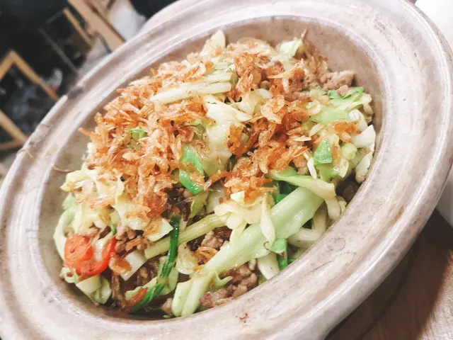 椰菜粉絲櫻花蝦煲