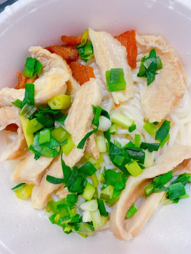 豬頸肉米線(細碗)