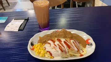 沙嗲牛肉蛋包饭