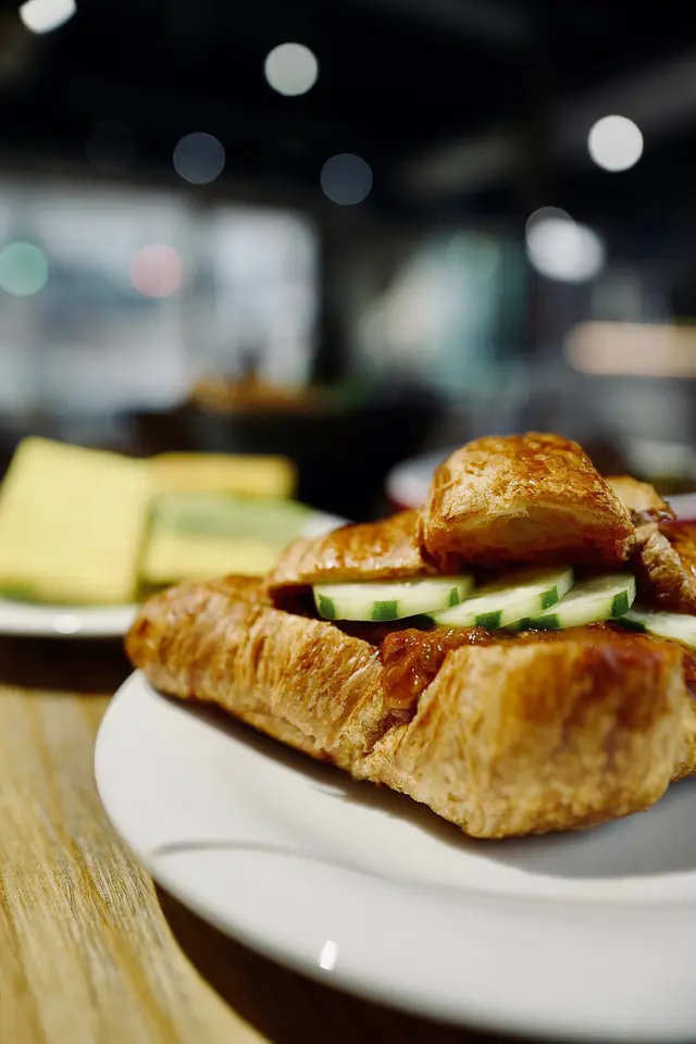 巴東牛肉𝗔.𝗢.𝗣牛角包