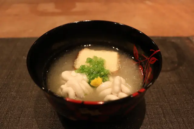 煮物：雲子、厚揚げ、蕪吹雪仕立て、芹みじん、すり柚子