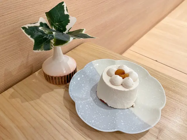  酒漬桂圓紅棗戚風蛋糕