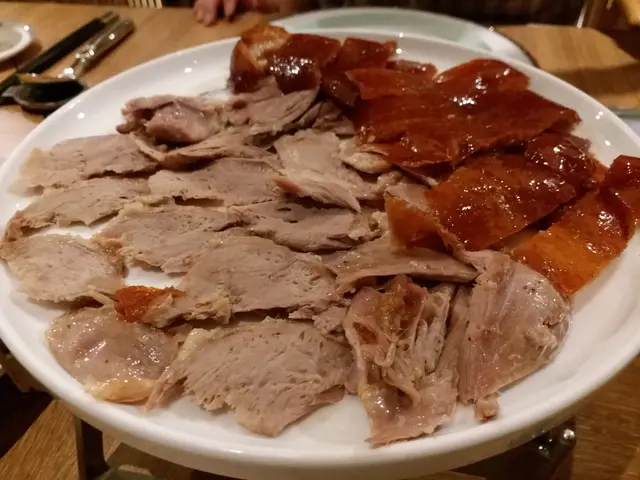 《烤北京填鴨半隻》($260)