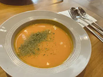餐汤及餐包