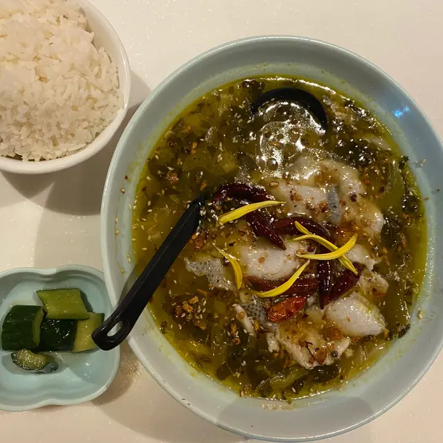 午市套餐酸菜魚