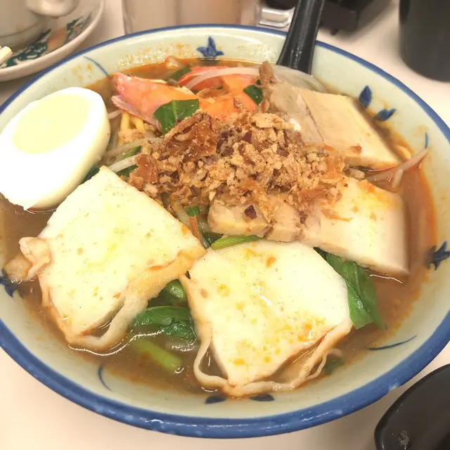 湯底個蝦味勁濃，估唔到個魚蛋都好彈好好味