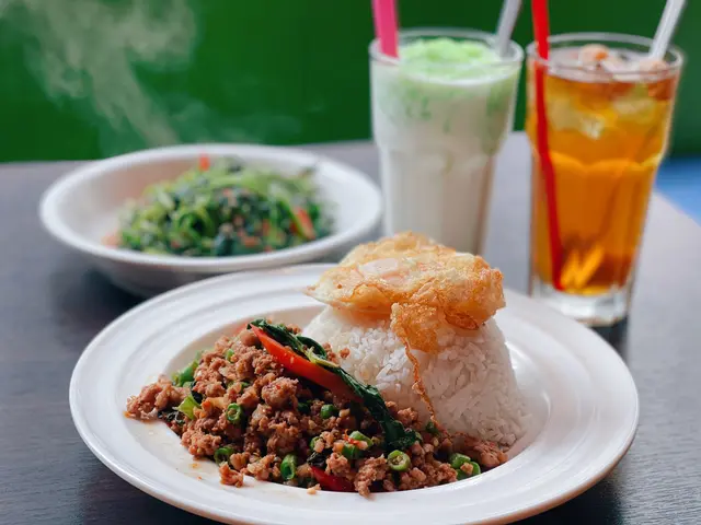 香葉肉碎煎蛋飯