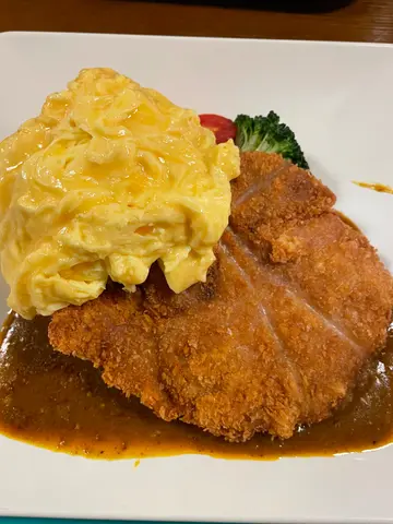 咖喱吉列豬扒炒滑蛋飯