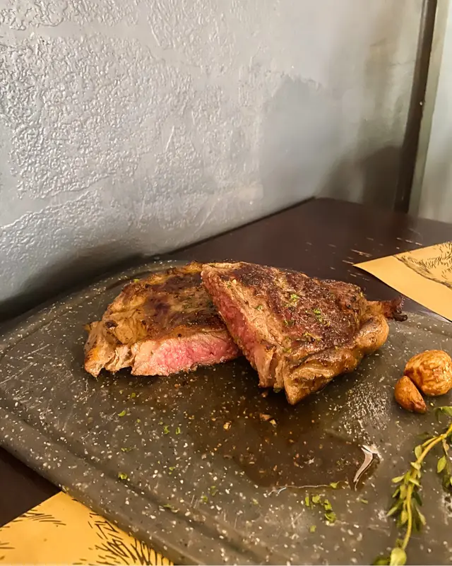 極黑安格斯牛魔王肉眼