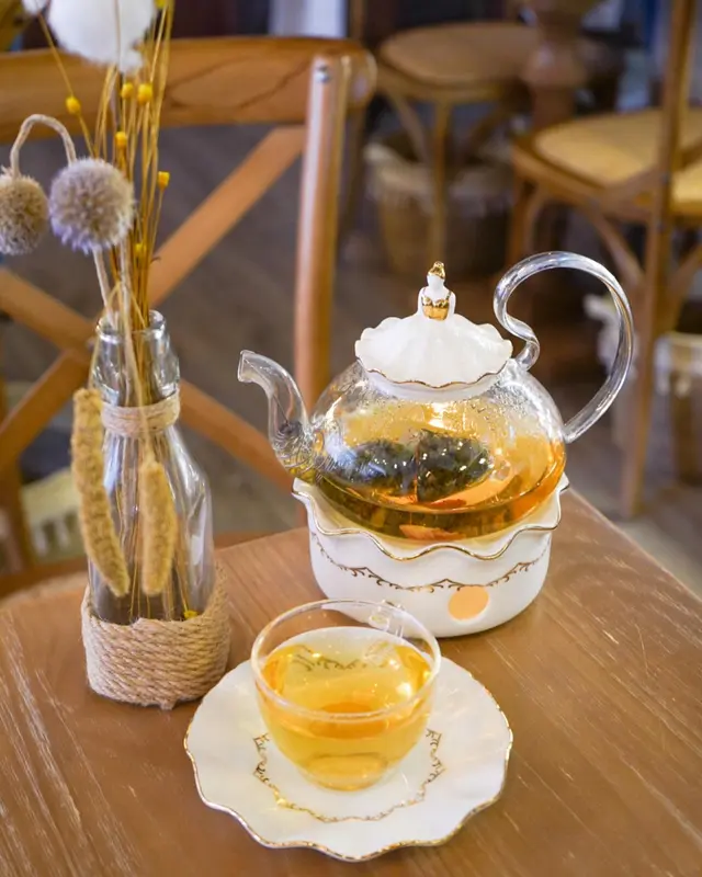 Strawberry Lychee Green Tea