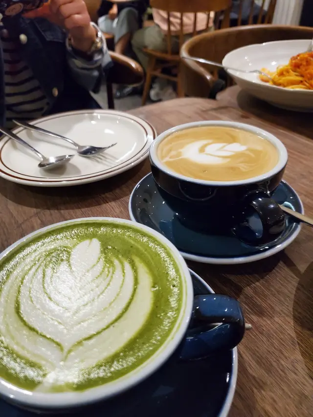鮮奶綠茶&咖啡