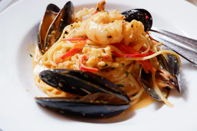 招牌海鮮扁意粉