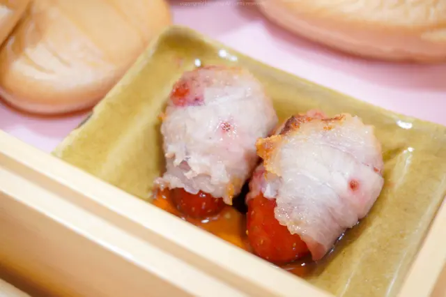 燒草莓豚肉卷
