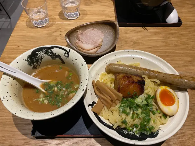 虎尾沾汁麵(白)