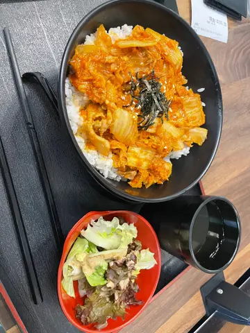 泡菜豚肉飯